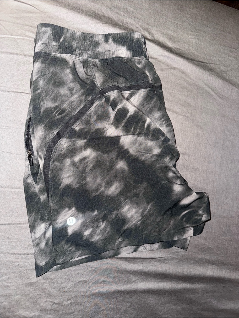 lululemon Pace Breaker Linerless Short 5” - Picture 2 of 3